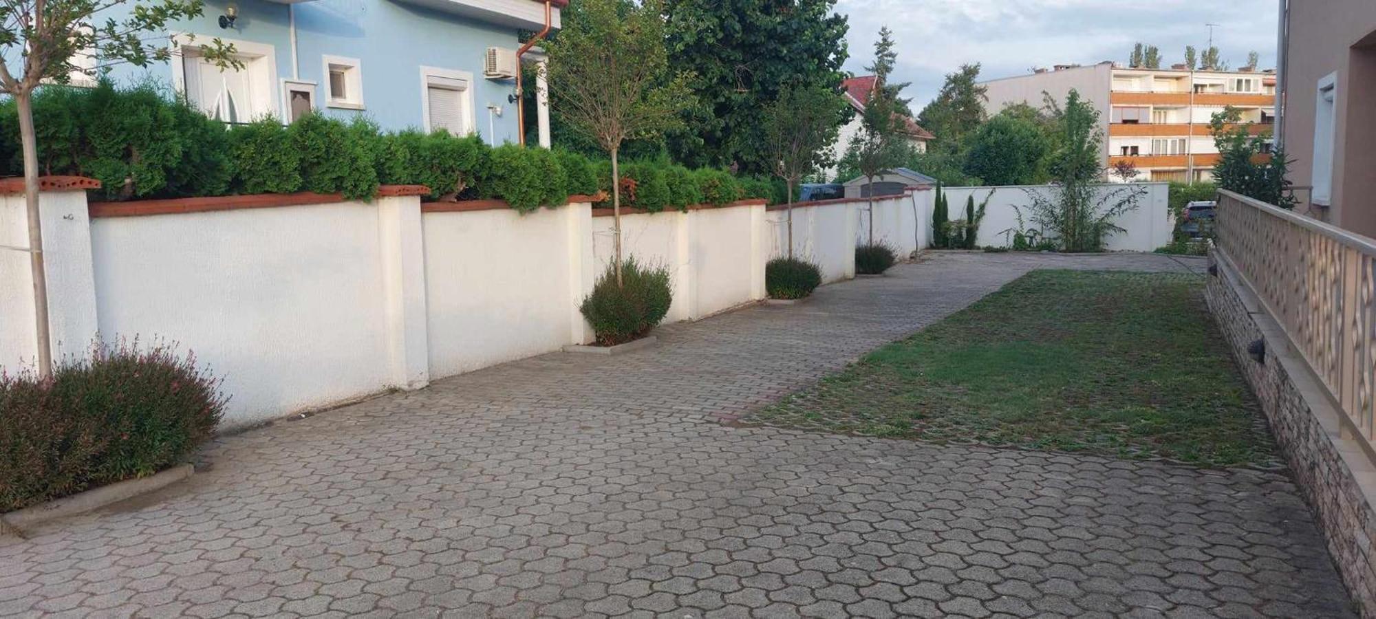 Siesta Apartmanhaz Balatonfuered Dış mekan fotoğraf