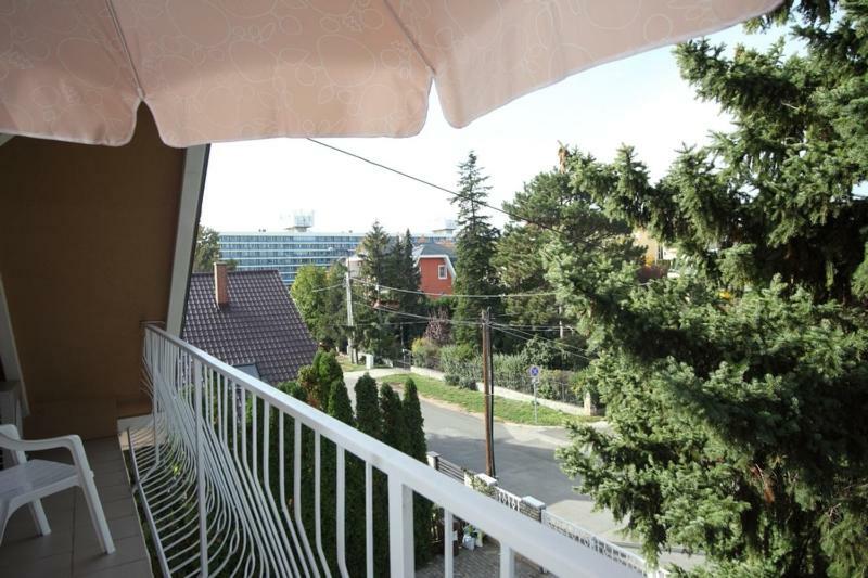 Siesta Apartmanhaz Balatonfuered Dış mekan fotoğraf